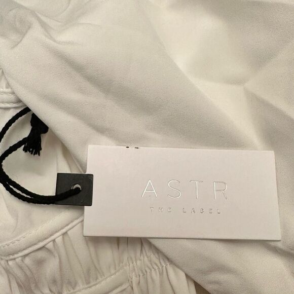 NWT ASTR The Label Cinched Waist Smocked Long Sleeve White Mini Dress Size XS - Picture 7 of 8